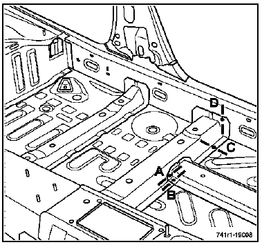 Traverse arrière sous siège avant