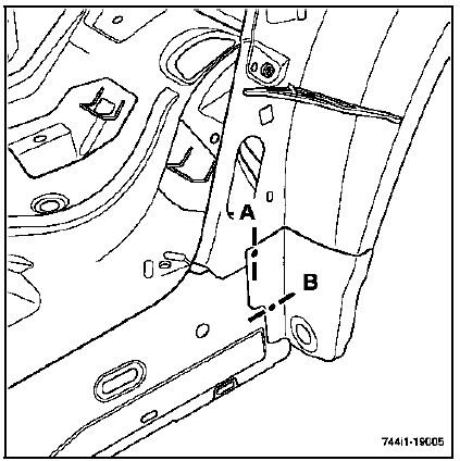 Allonge inférieure de passage de roue extérieur 