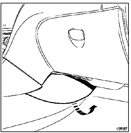 Dégrafer le câble du volet de répartiteur.