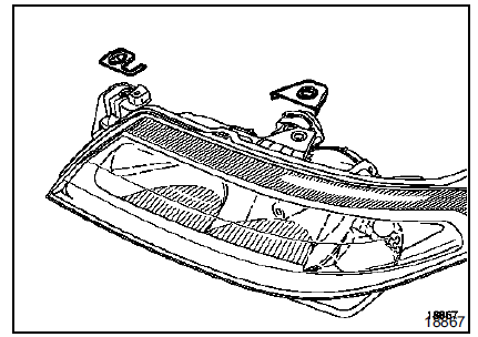 Patte de fixation inférieure