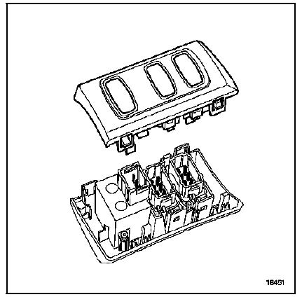 A l'aide de l'outil Car. 1597 (protégé par du ruban de