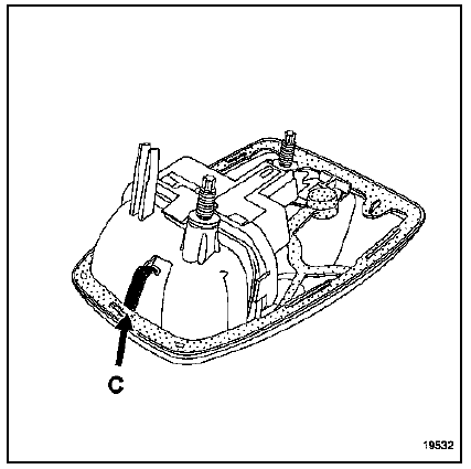 Déclipser le clips d'indexage (C).