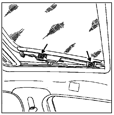 déposer les quatre vis de fixation (A) (M5 tête BTR 4).
