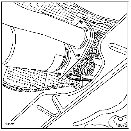 Déposer la vis de béquille du pré catalyseur